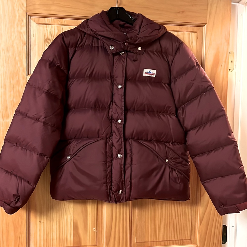 Penfield women puffer jacket size XL Burgundy